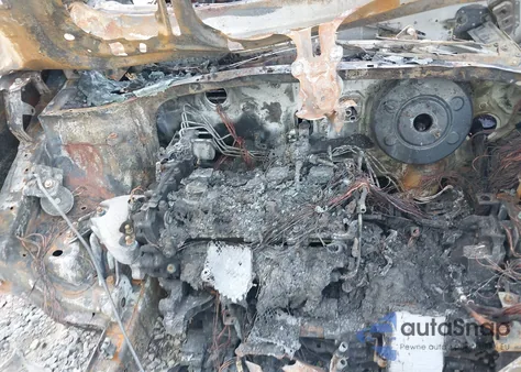 2018 Kia Sportage Lx z USA, uszkodzony, nr VIN KNDPMCAC9J7393342